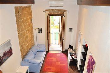 Spinnaker Holidays Apartment
